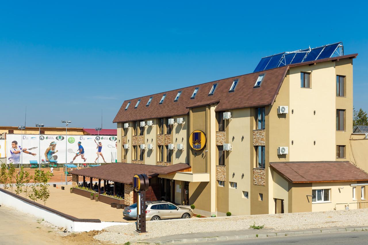 Ymy Hotels Тыргу-Жиу Экстерьер фото