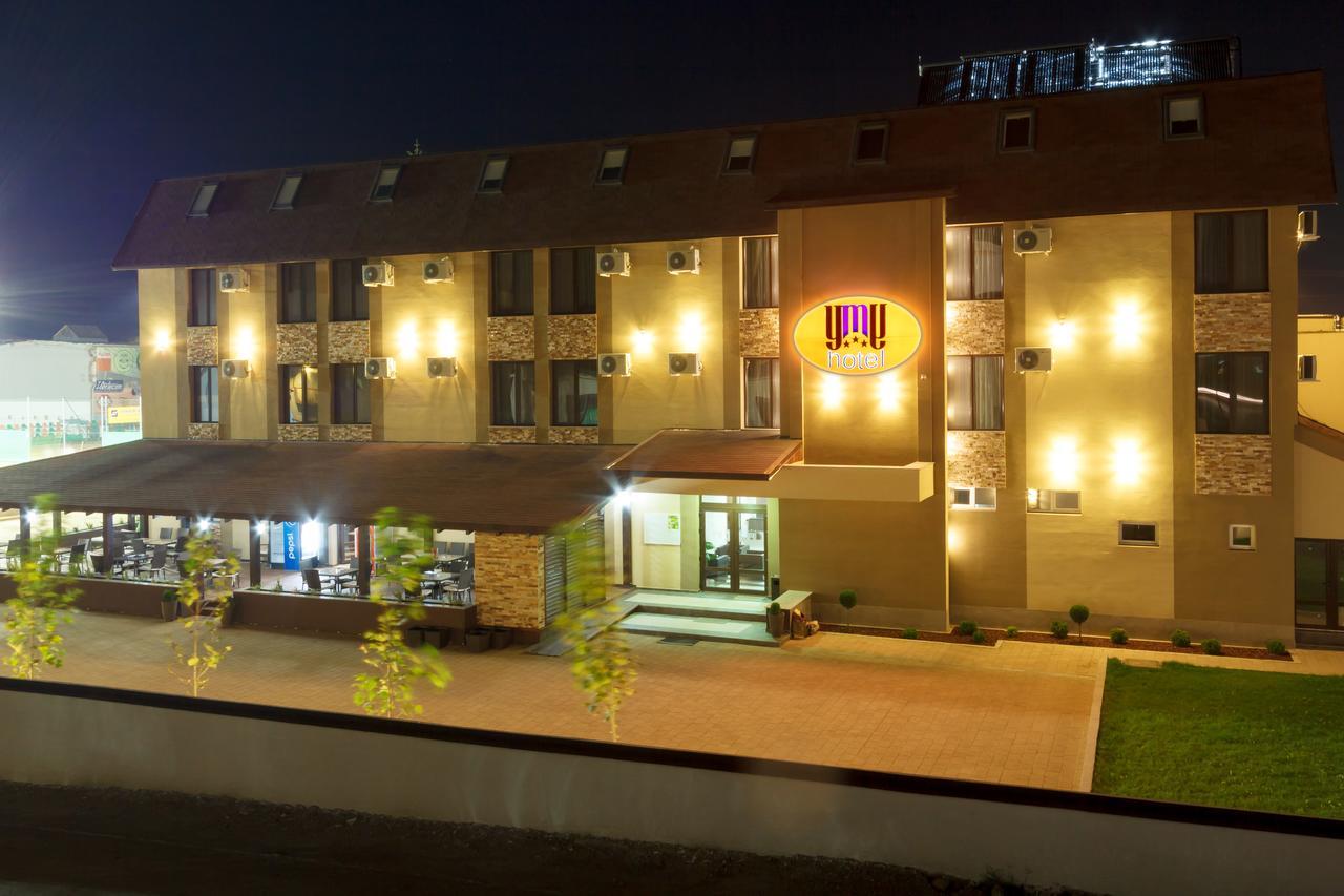 Ymy Hotels Тыргу-Жиу Экстерьер фото